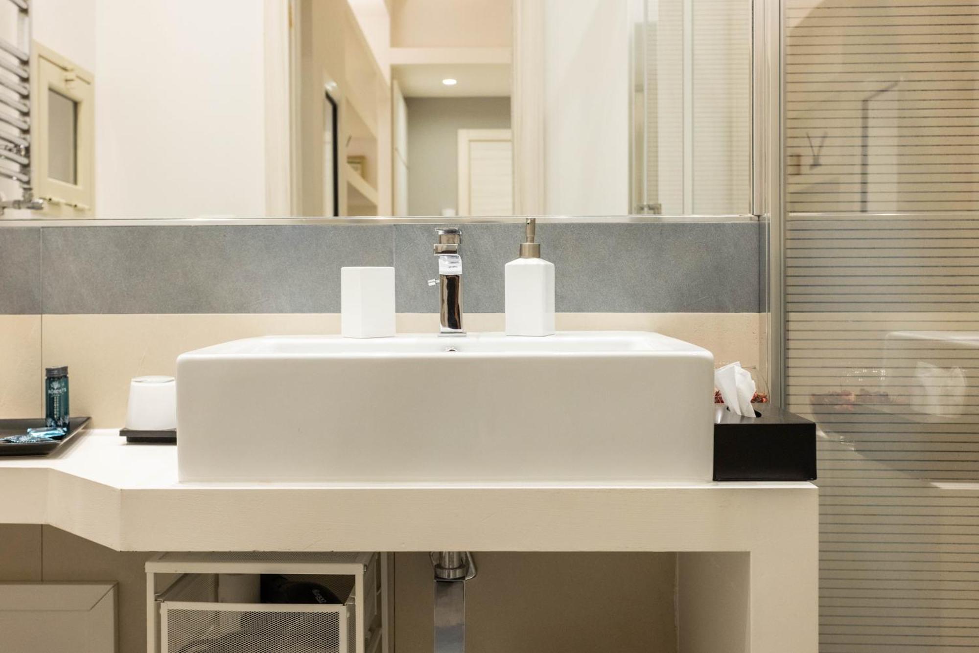 Palermo Ai Leoni Apartment Bagian luar foto
