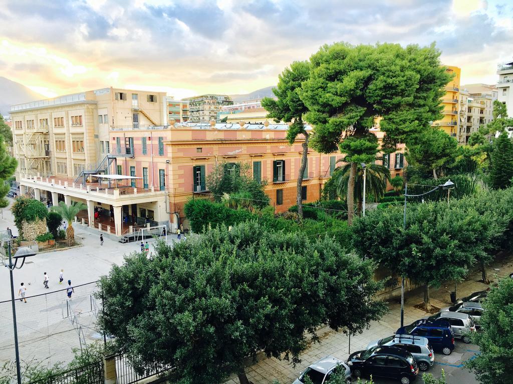 Palermo Ai Leoni Apartment Bagian luar foto